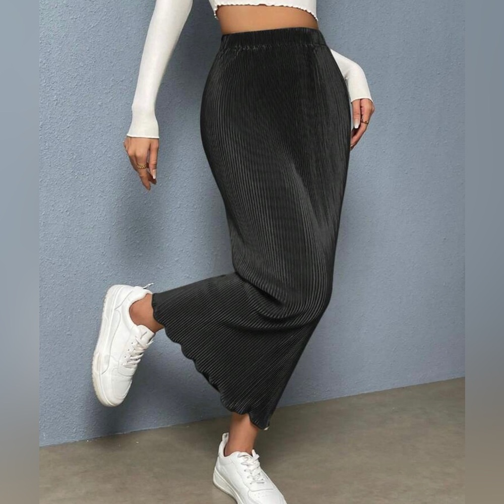 Black Ribbed Pencil Skirt